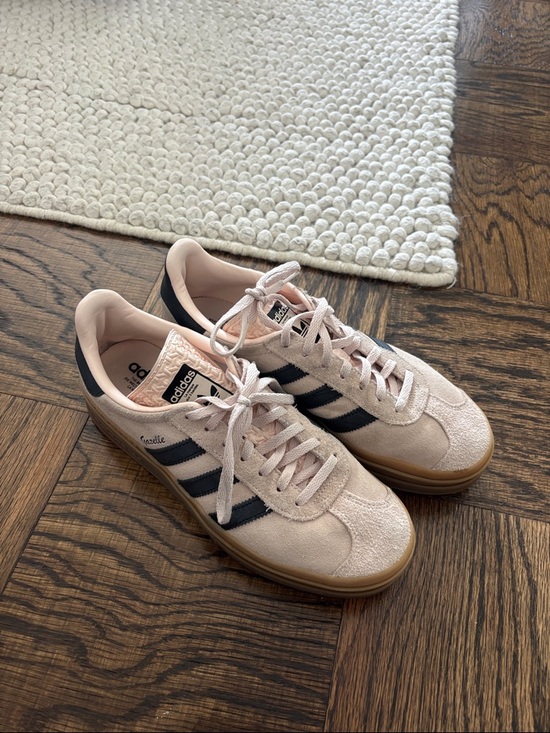 adidas Shoes - Adidas Gazelle - Women’s 9.5